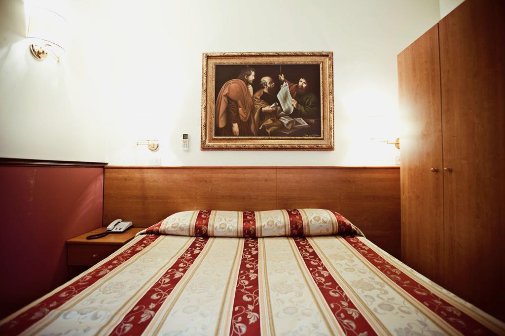 Hotel Saturnia Rom Zimmer foto